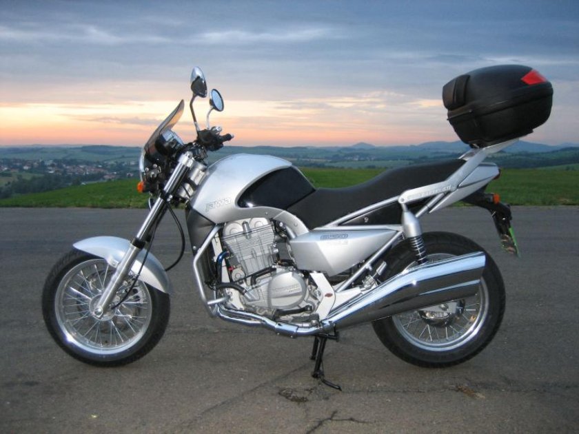 Мотоцикл Jawa 650