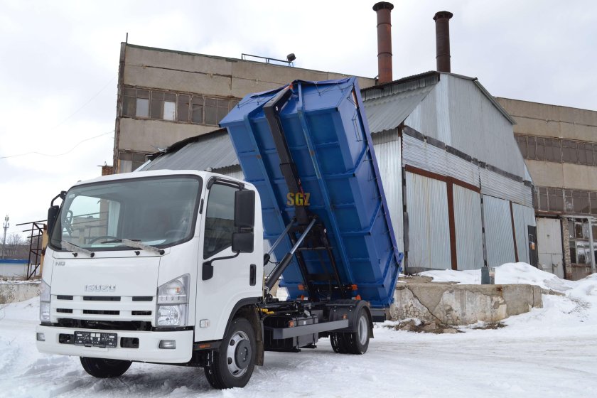 Крюковой погрузчик мультилифт бункеровоз 3 тонны