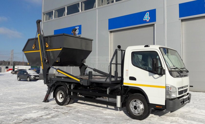 Мицубиси Фусо бункеровоз