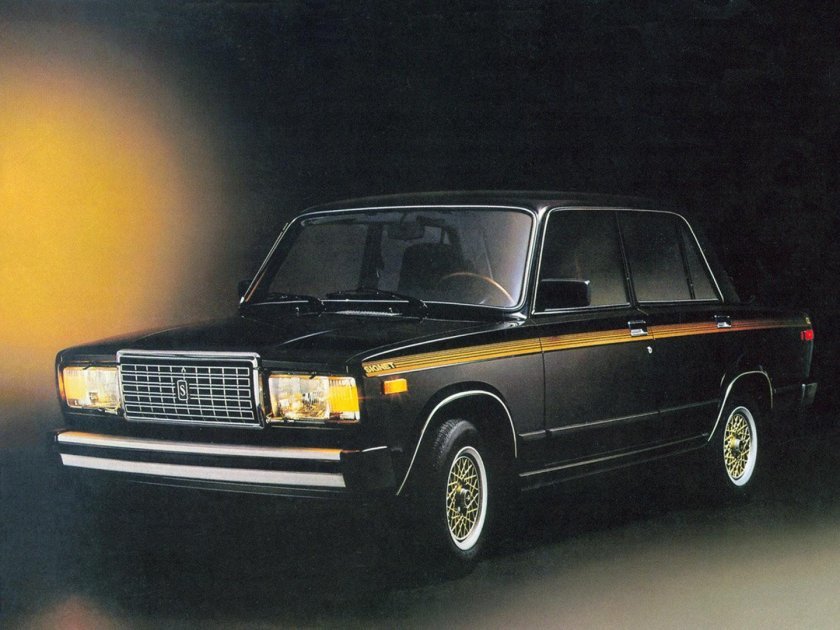 ВАЗ 2107 Signet gl