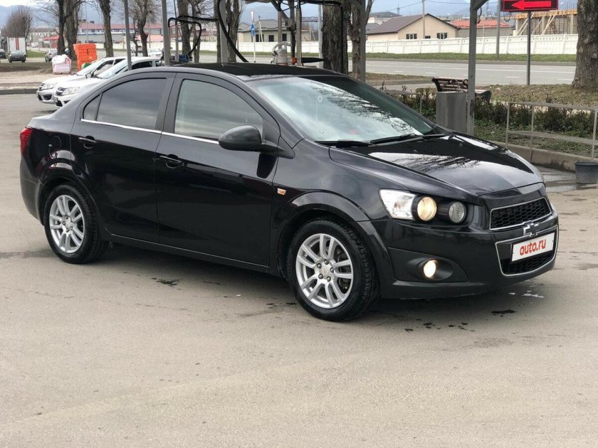 Шевроле авео 2012