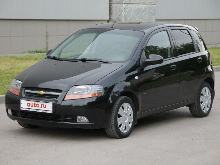Шевроле Авео хэтчбек 2005