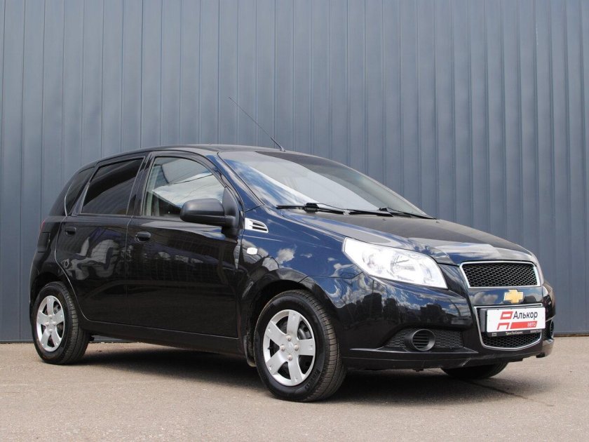 Авео хэтчбек 2010