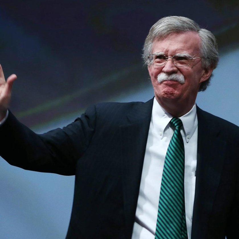 Джон Болтон