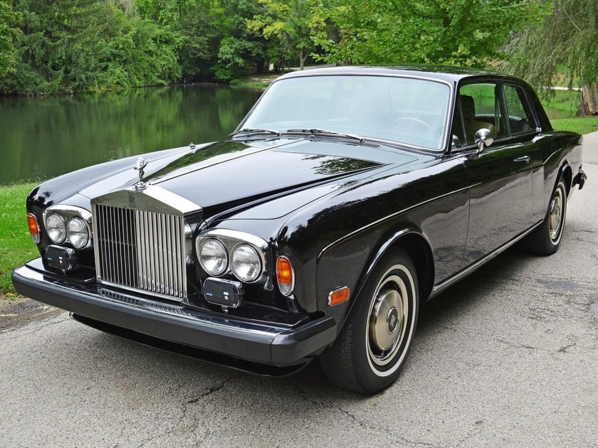 Rolls Royce Corniche Coupe