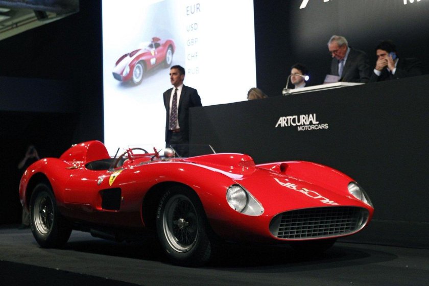 Ferrari 335 s Spider Scaglietti