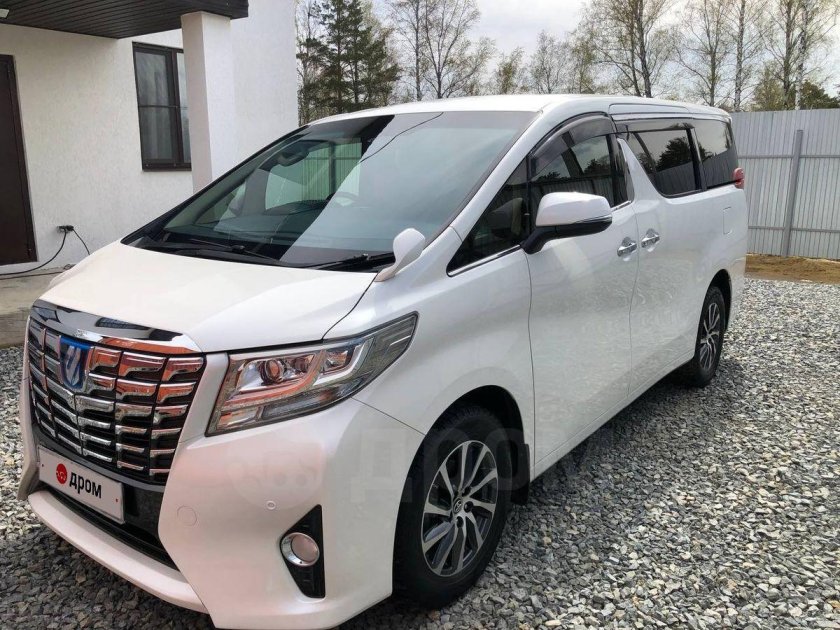 Тойота альфард 2015