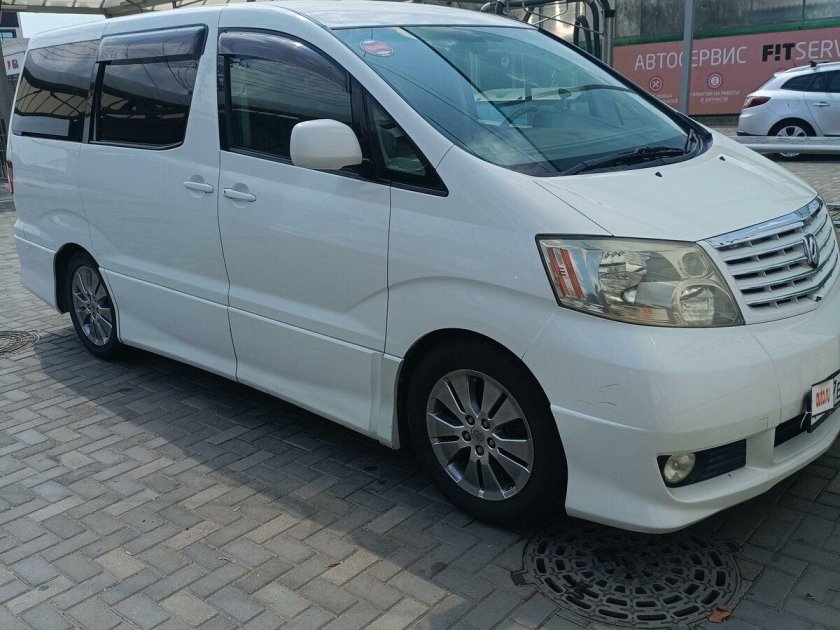 Тойота альфард 2004г 2 4л159л/с