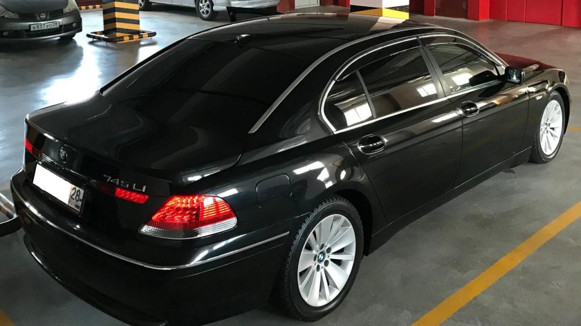 BMW 745li e65
