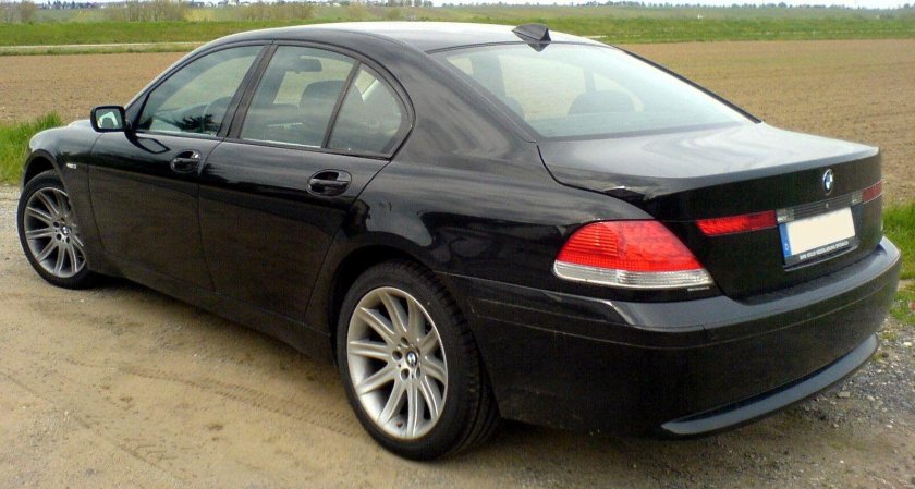 BMW e65 2004