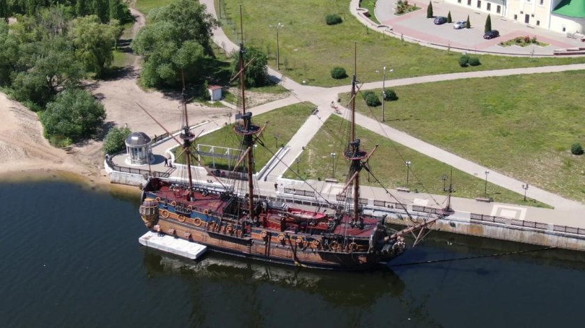 Воронеж Адмиралтейская площадь корабль