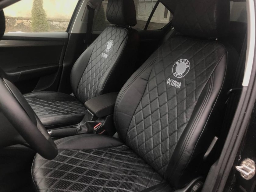 Чехлы из экокожи на Митсубиси Лансер 10