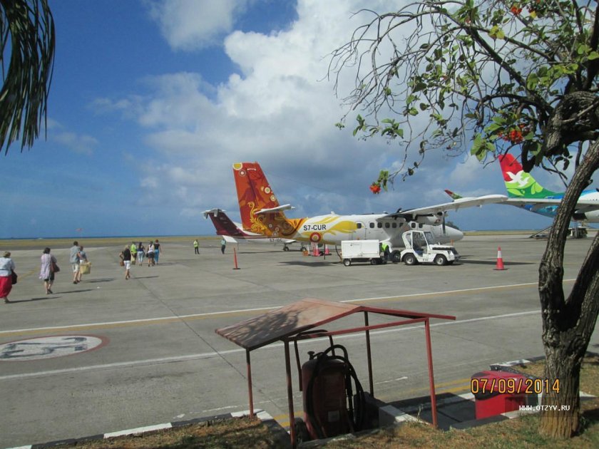 Лететь до Сейшел