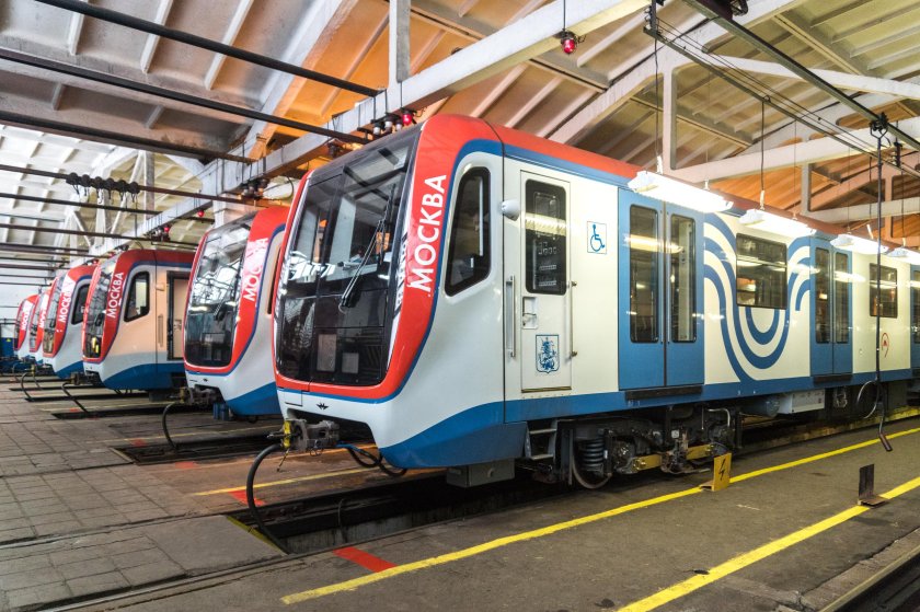 Вагон метро 81-765