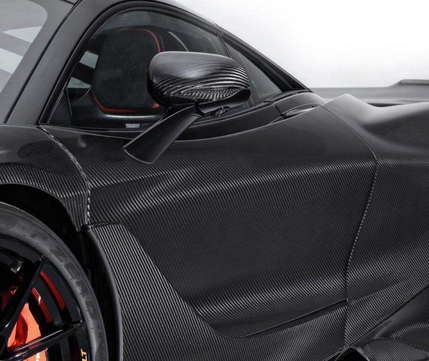 MCLAREN 765lt карбоновый
