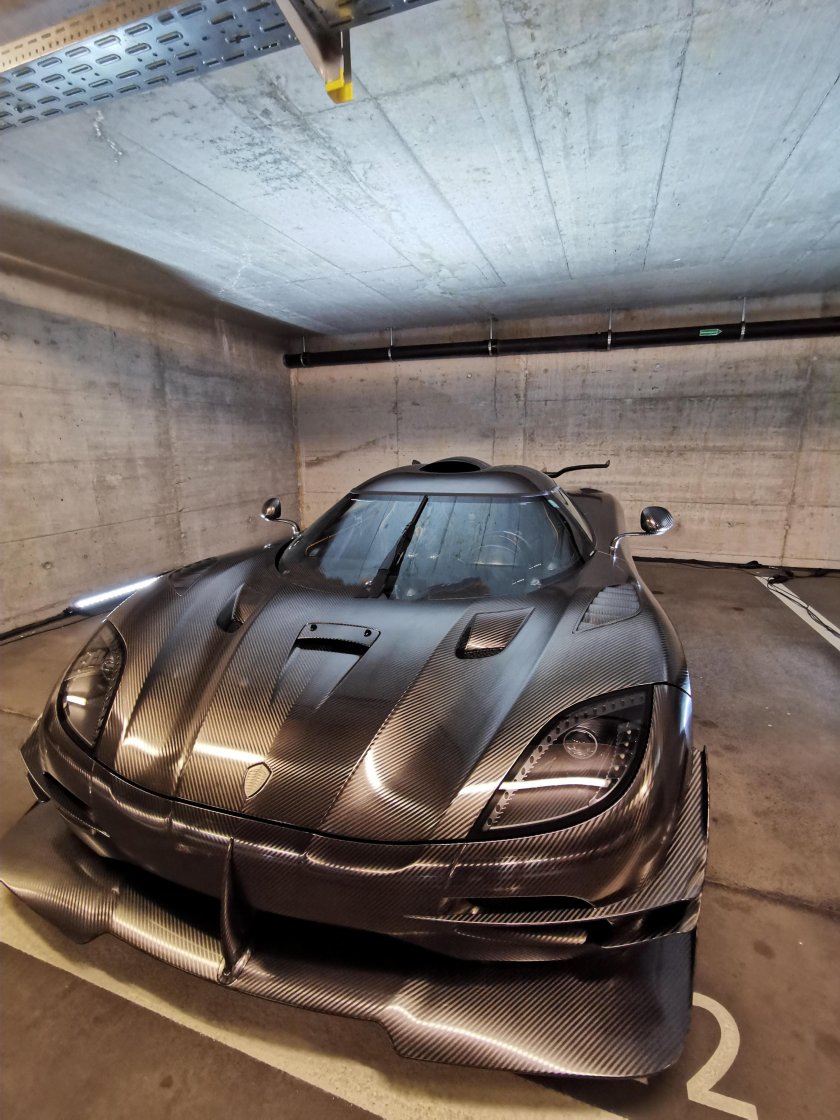 Кёнигсегг one 1