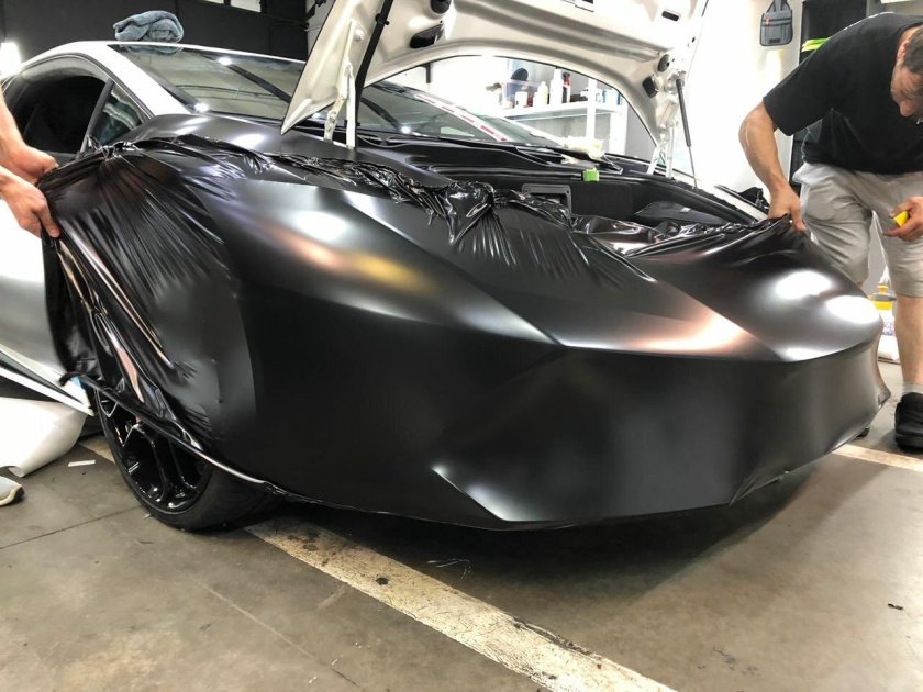 Оклейка виниловой пленкой