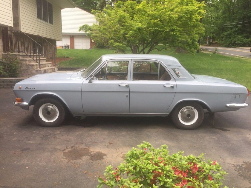 ГАЗ 24 серая