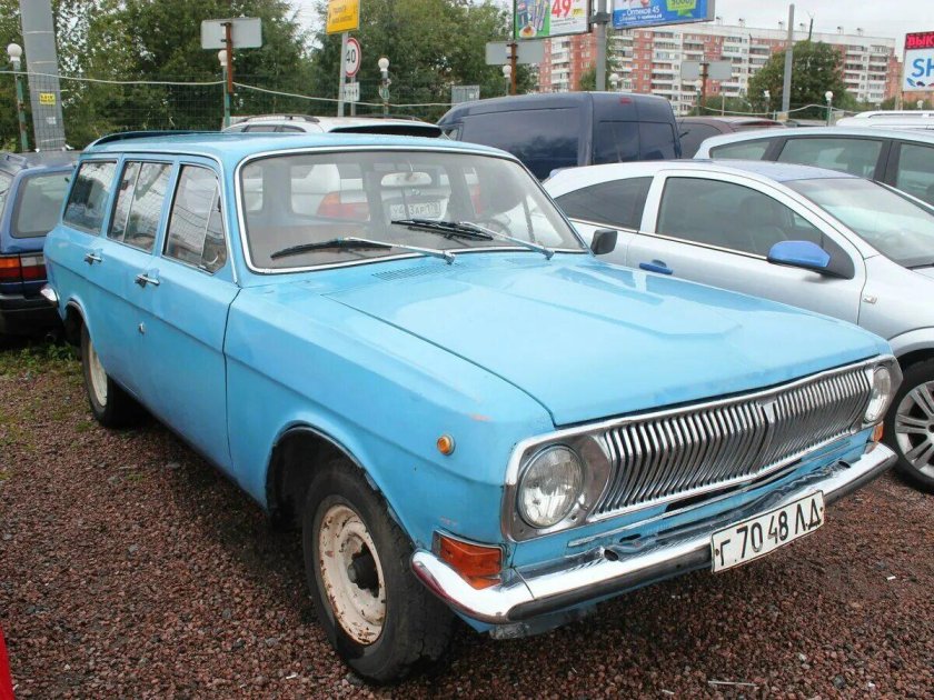 Голубая Волга ГАЗ 24
