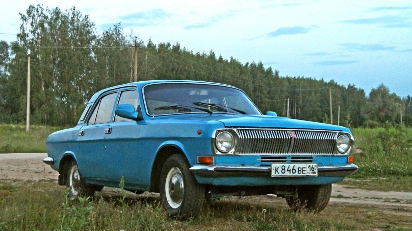 ГАЗ 24 голубая