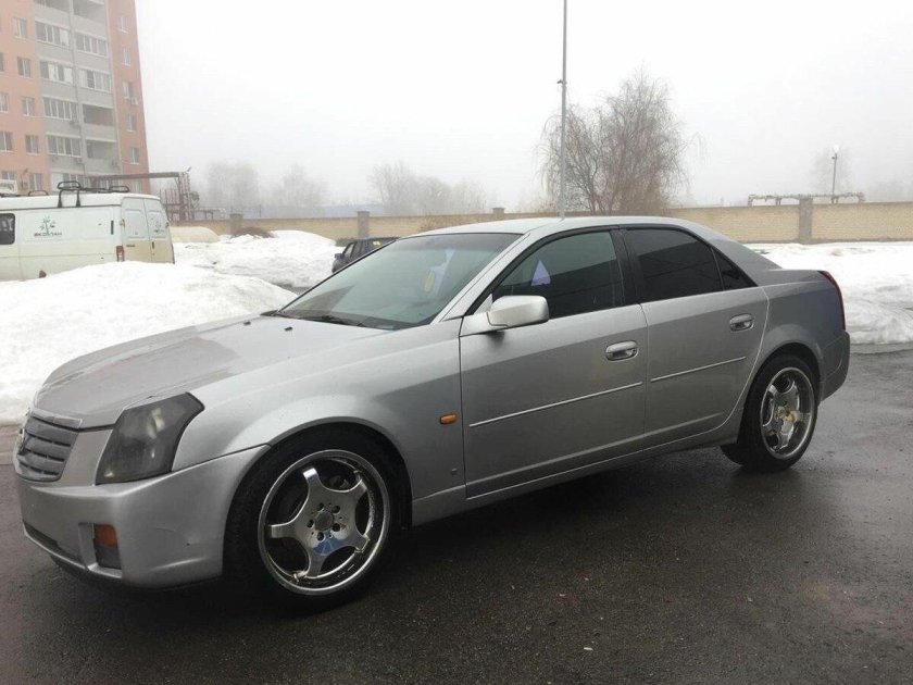 Cadillac седан 2006