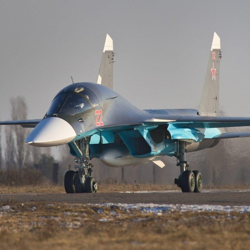 Истребителm-бомбардировщик су-34