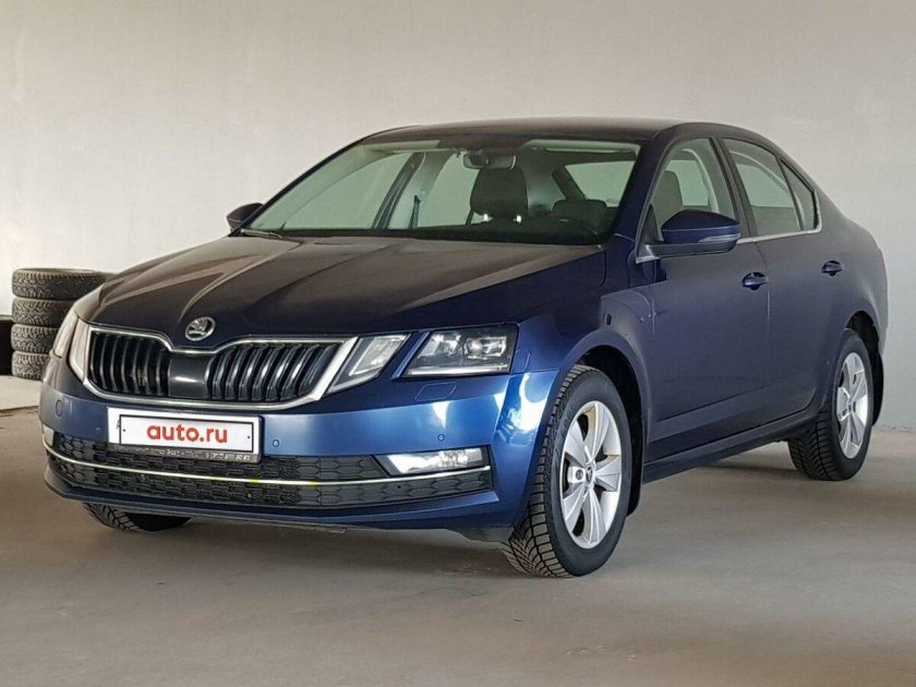 Шкода Октавия лифтбек