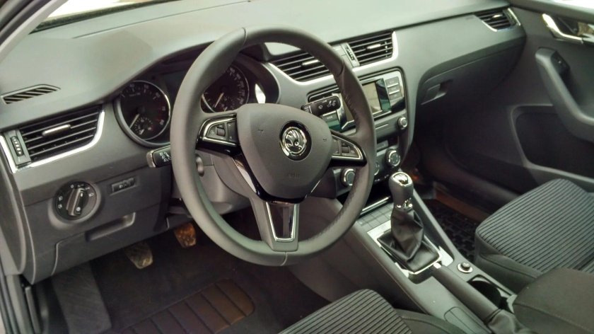 Skoda Octavia комплектации Ambition