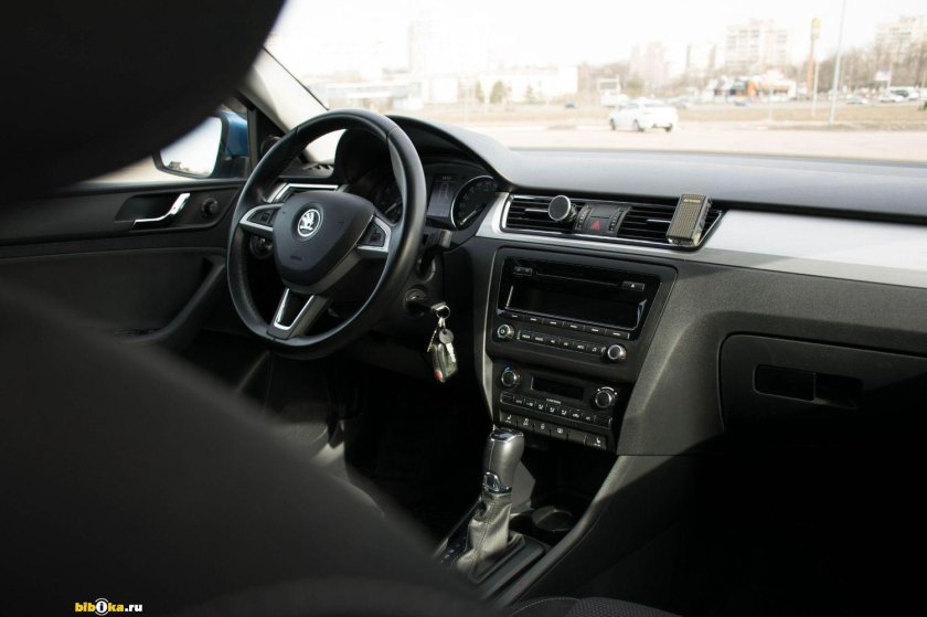 Шкода Рапид амбишн