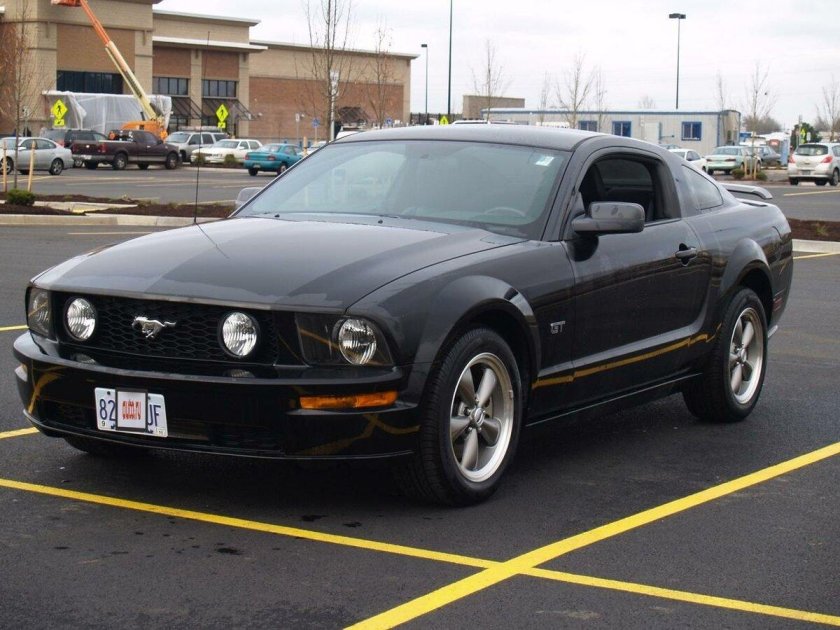 Ford Mustang 2005