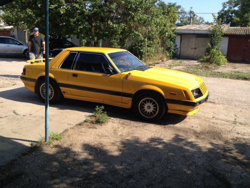 Ford mustang 1981