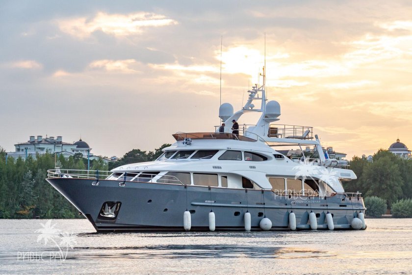 Яхта Паллада