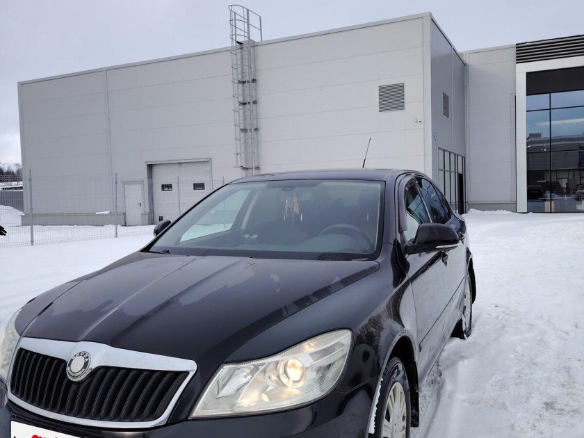 Шкода октавия 2012 черная