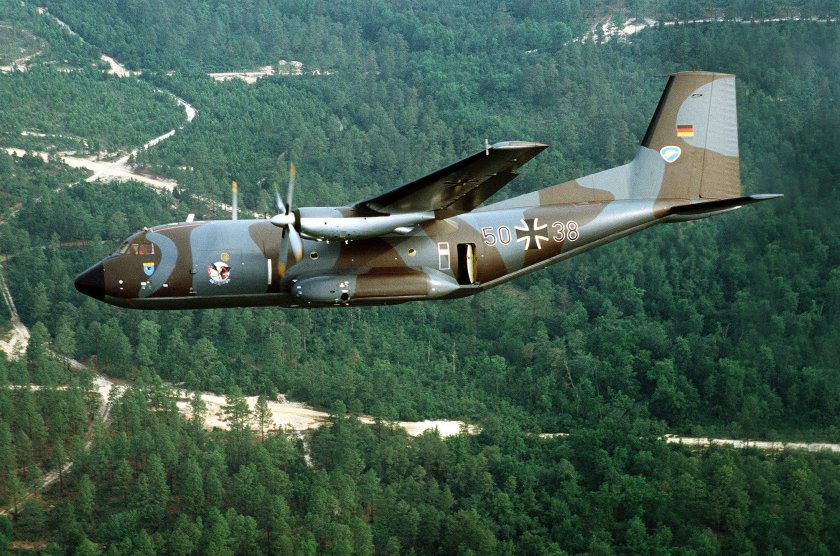 Самолёт c160 Transall
