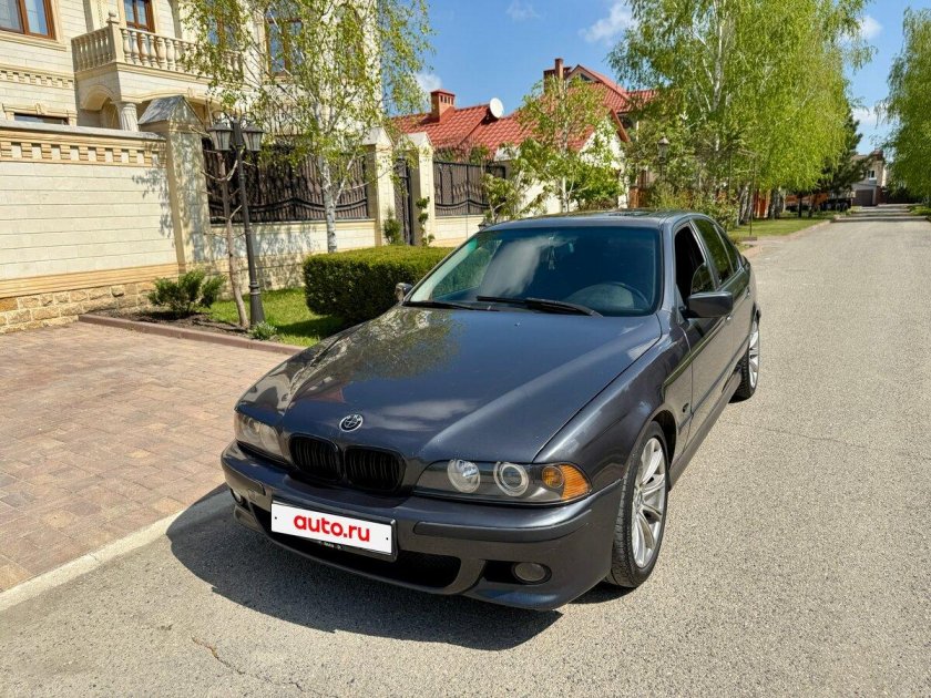 Bmw 5 2003 года