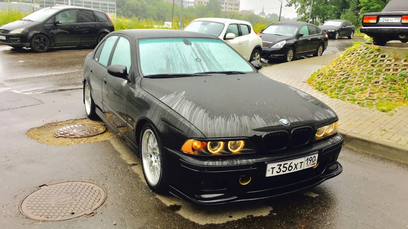 БМВ 5 е39 1998