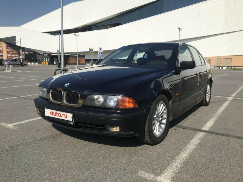 BMW 523i 1998