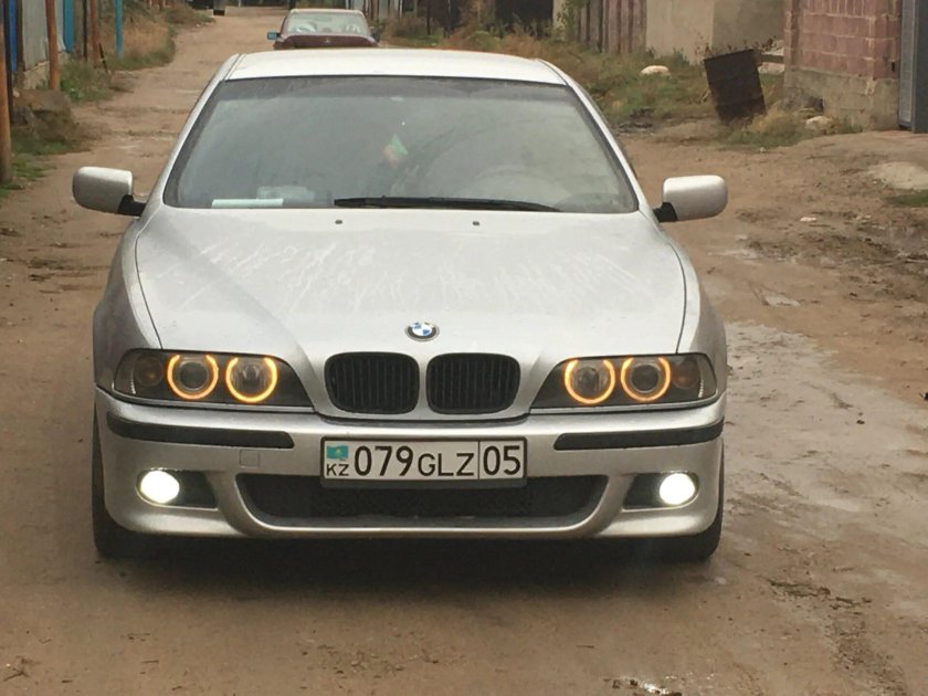 BMW 525i 1998