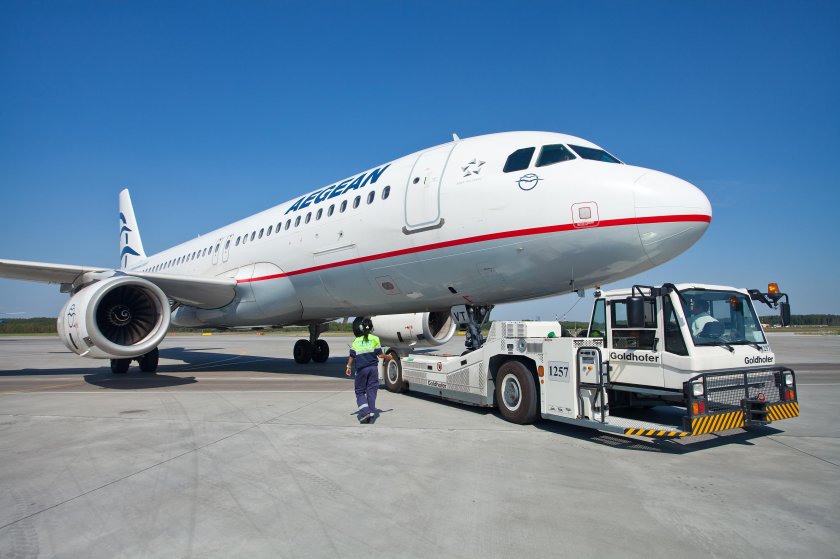 Безводильный тягач Goldhofer AST 3