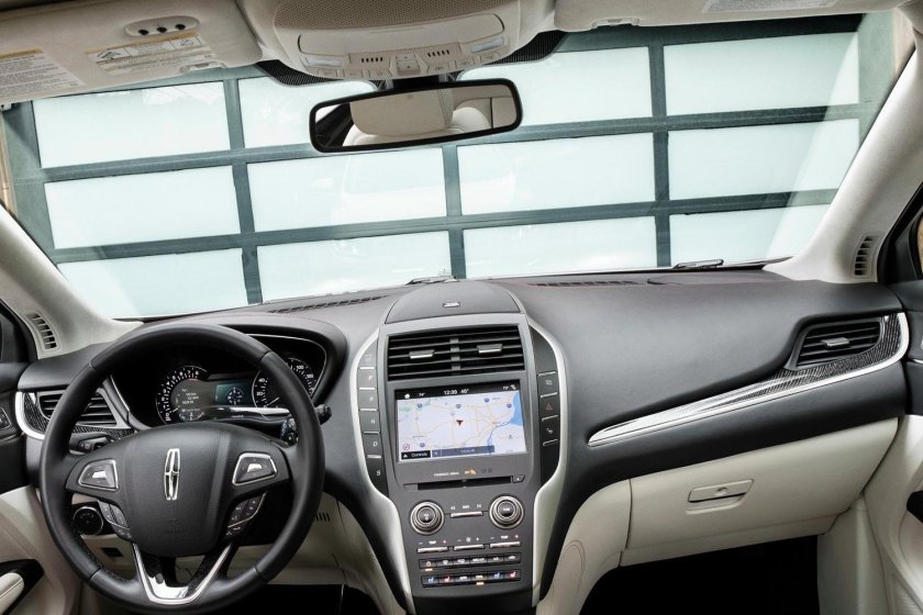 Lincoln MKC интерьер