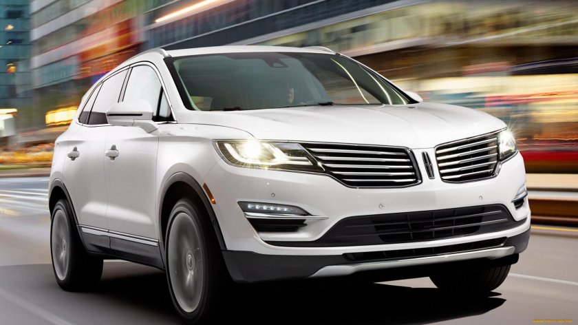 Lincoln MKC Reserve 2019 чем отличается от обычного