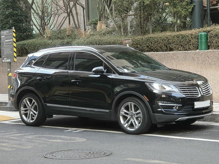Lincoln MKC 2015