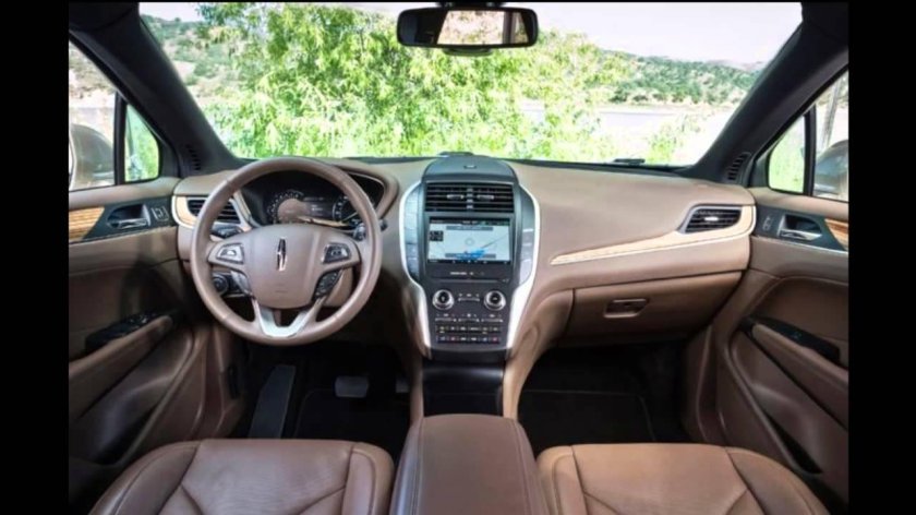 Lincoln MKC 2015