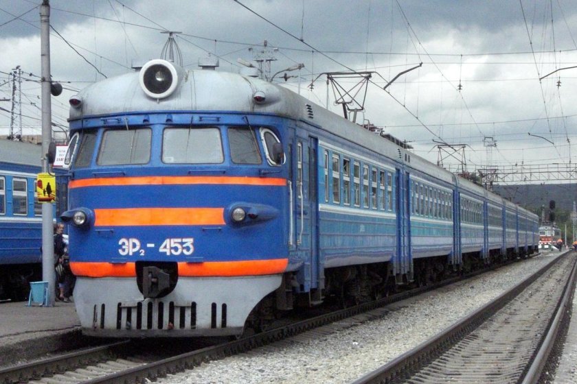 Эр2 электропоезд