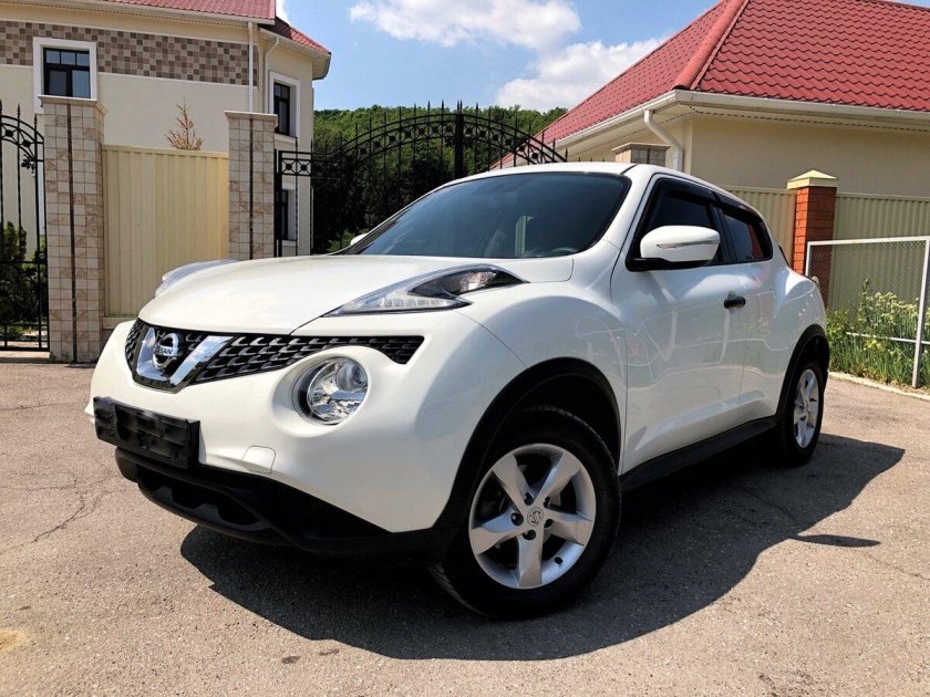 Nissan Juke белый 2015