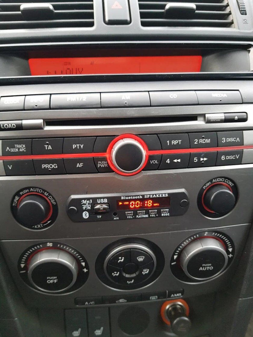 Мазда 3 панель магнитолы