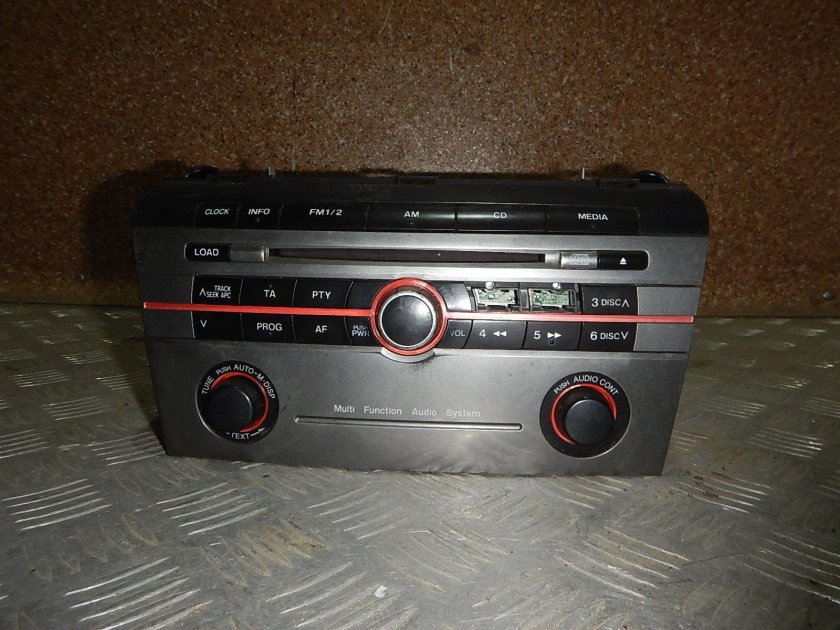 Магнитола Мазда br2b 66 ar0