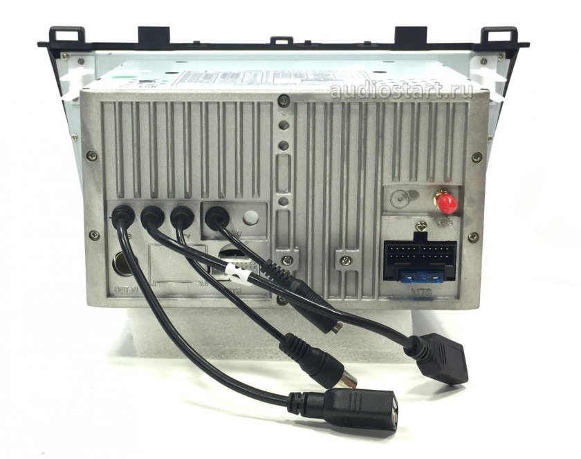 Штатная магнитола Mazda 3 BK