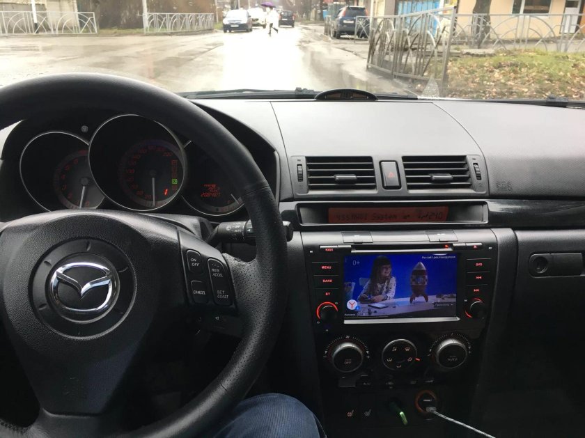 Магнитола Мазда 3 БК