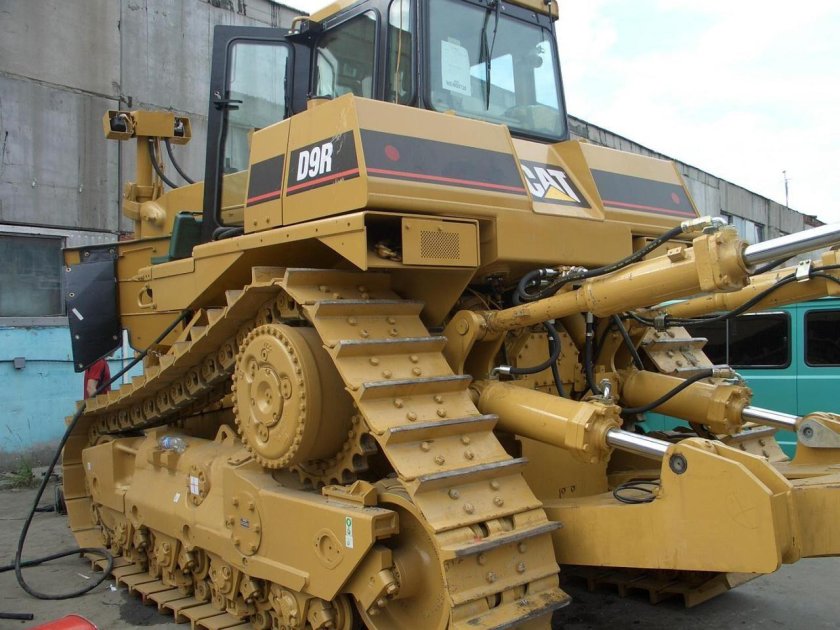 Бульдозер Caterpillar d9r